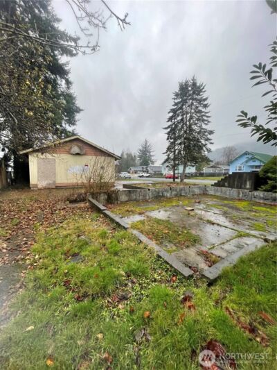 1143 Gaylord Street , Raymond, WA 98577 - Photo 3