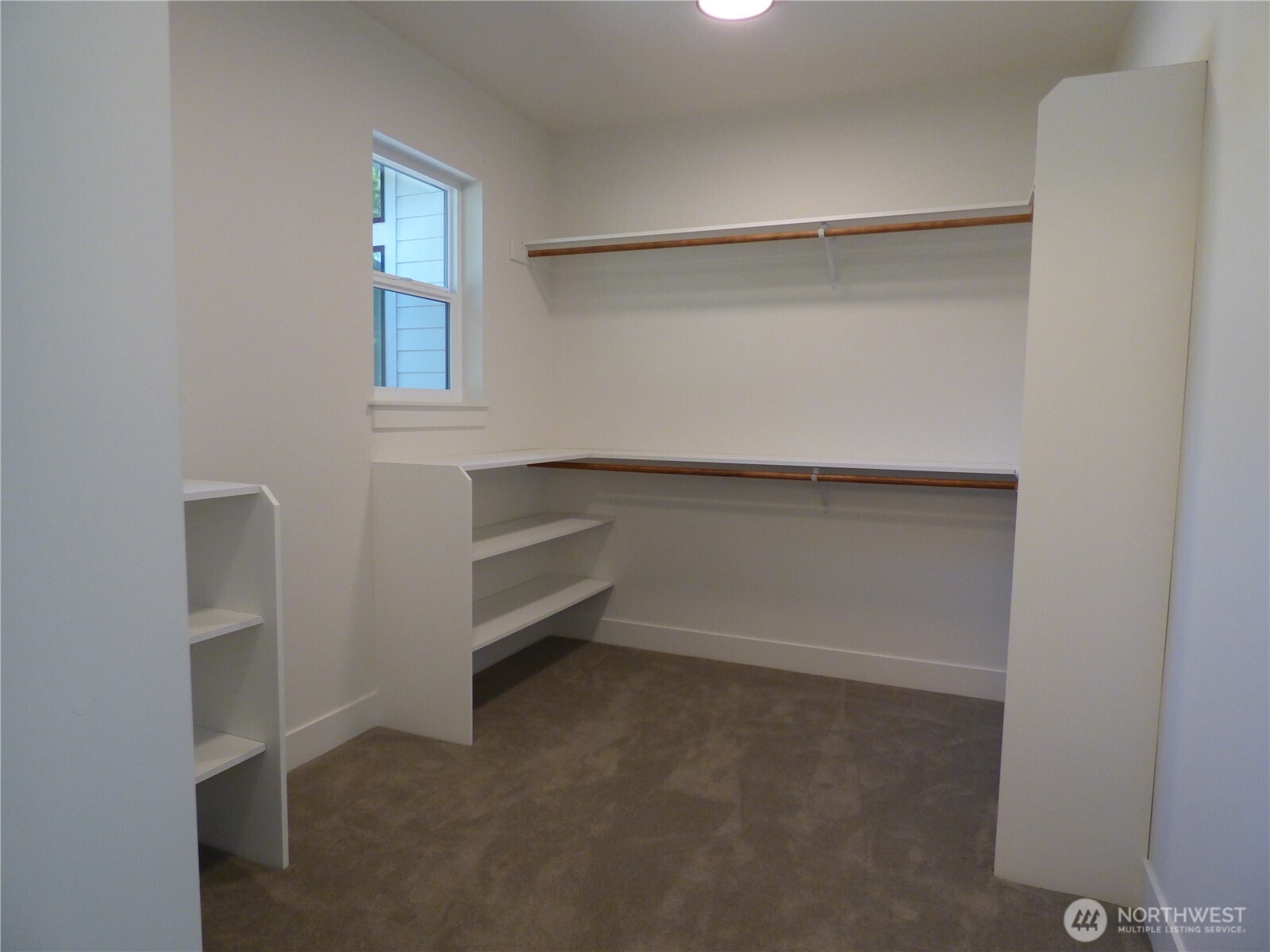 6629 Shadow Creek Lane NE, Olympia, WA 98516