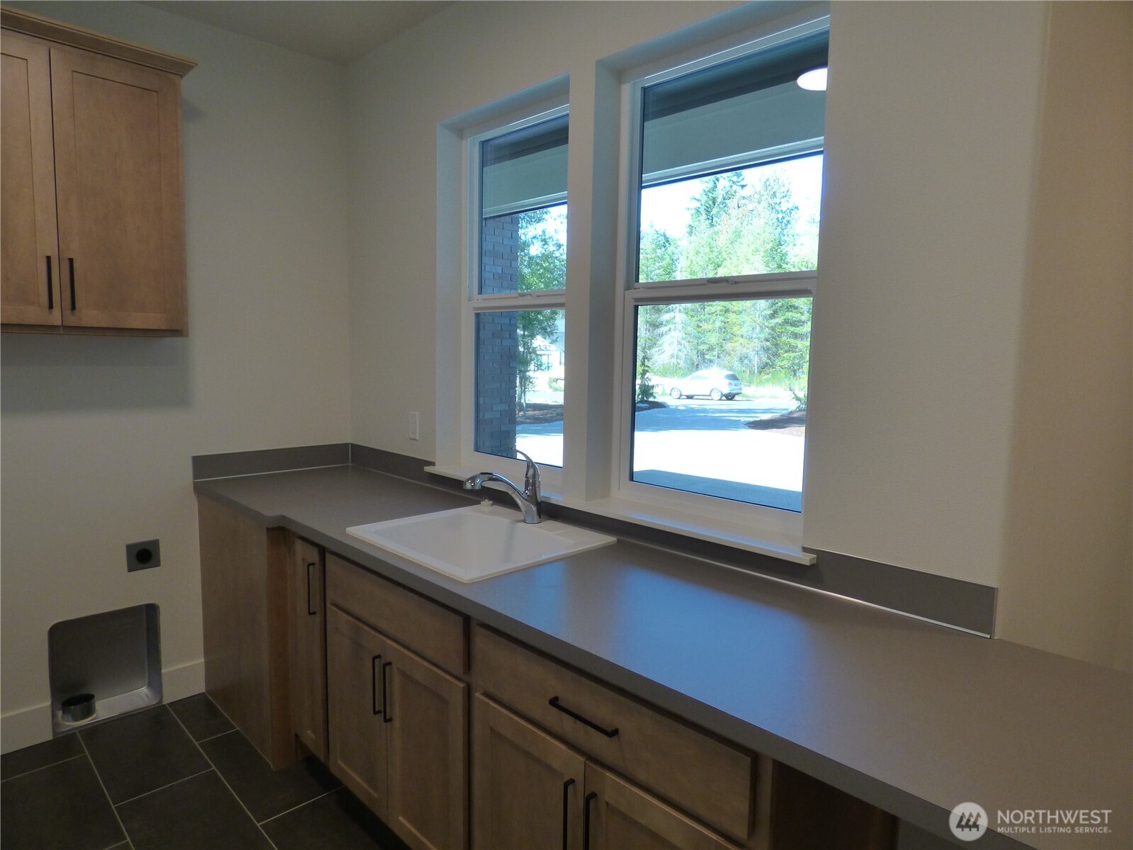 6629 Shadow Creek Lane NE, Olympia, WA 98516