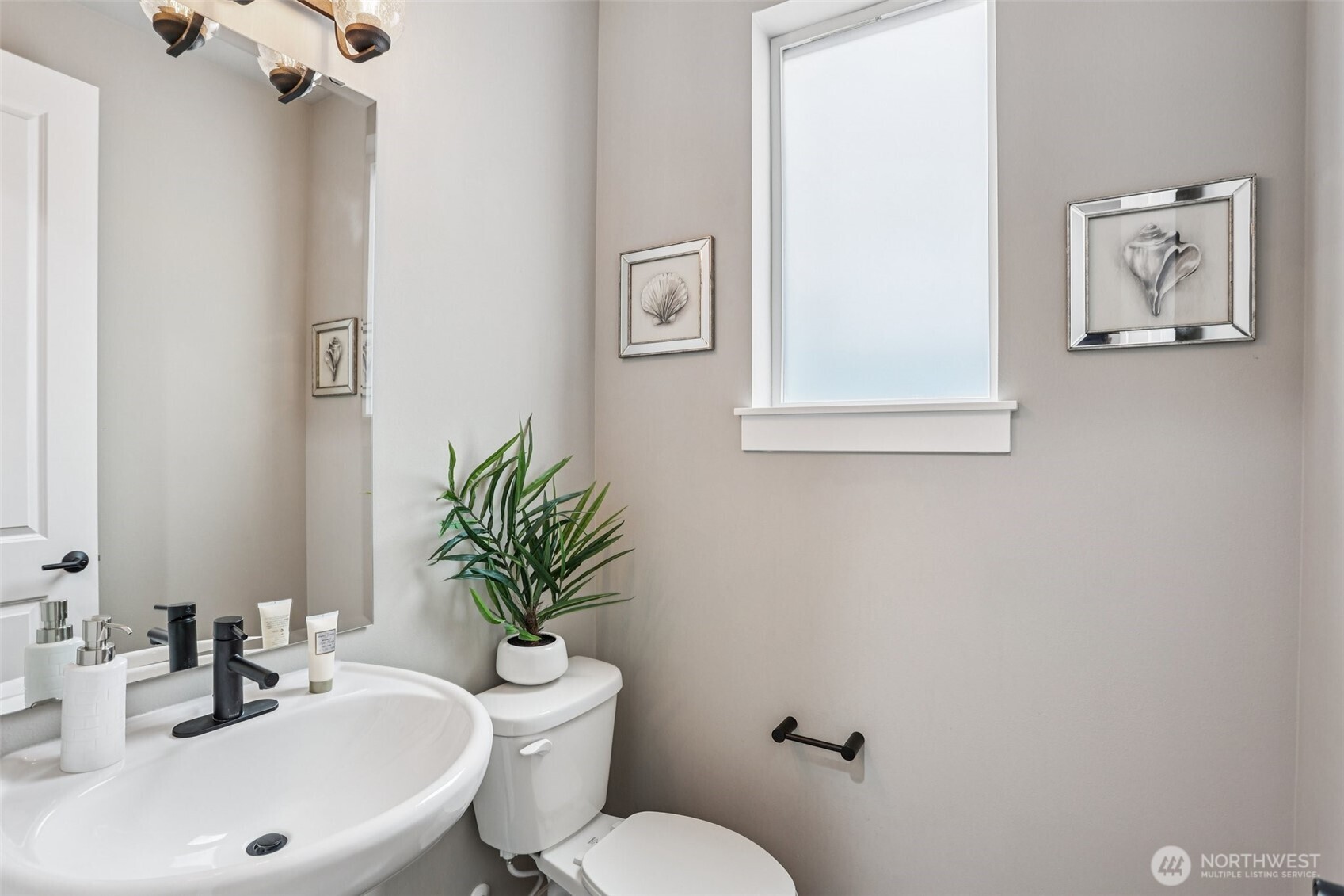 610 237th Place SE #B, Bothell, WA 98021