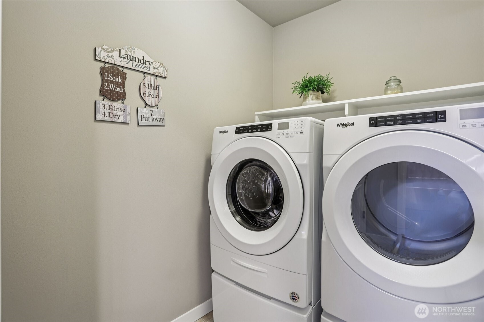 610 237th Place SE #B, Bothell, WA 98021