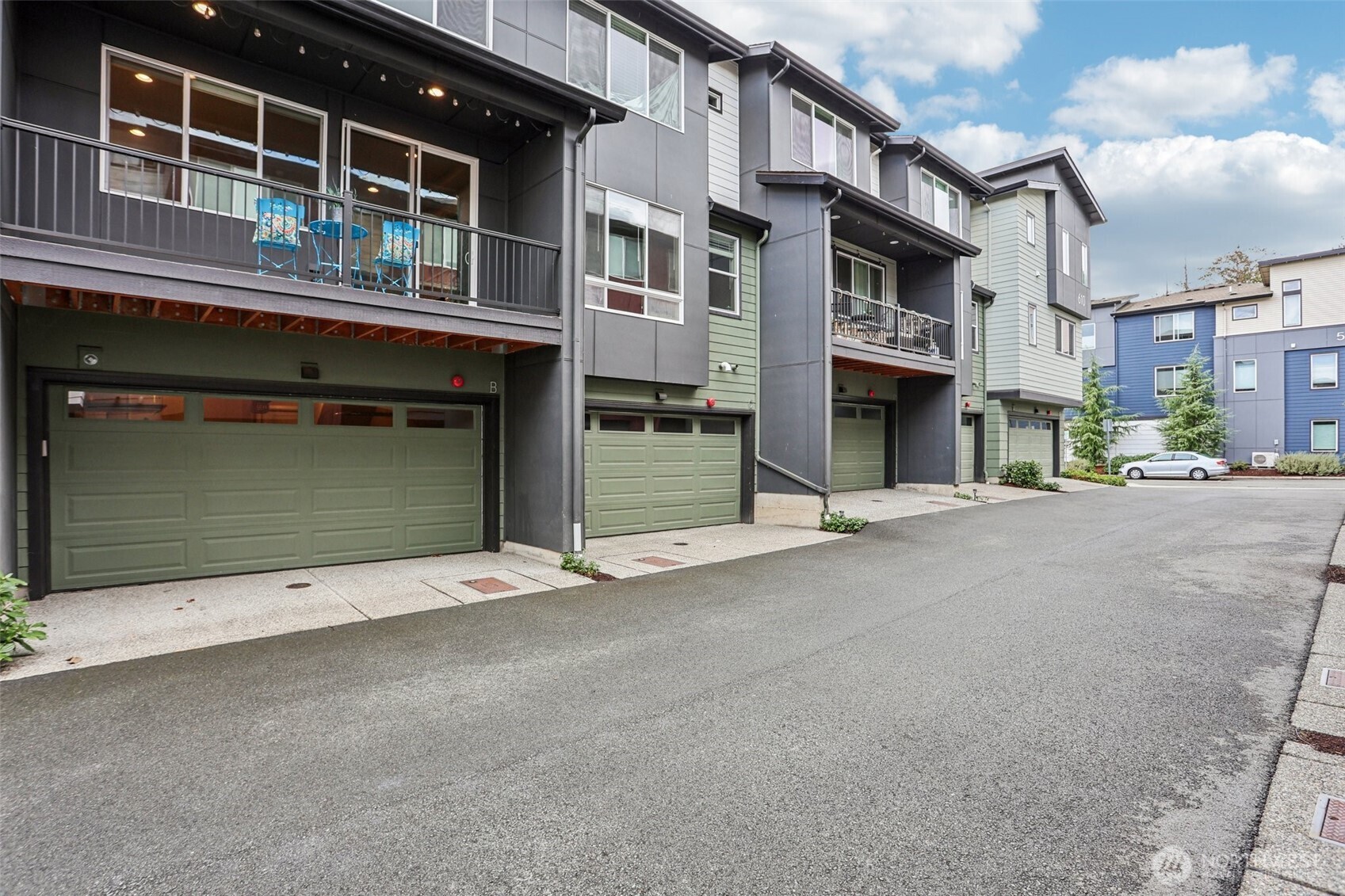 610 237th Place SE #B, Bothell, WA 98021