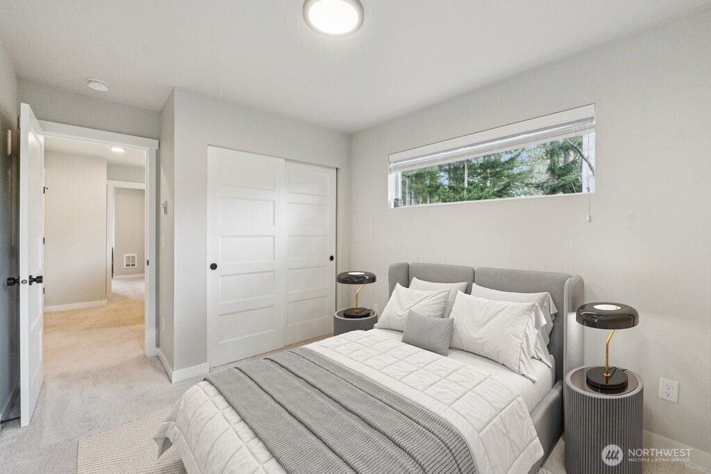 13717 Admiralty Way #J1, Lynnwood, WA 98087