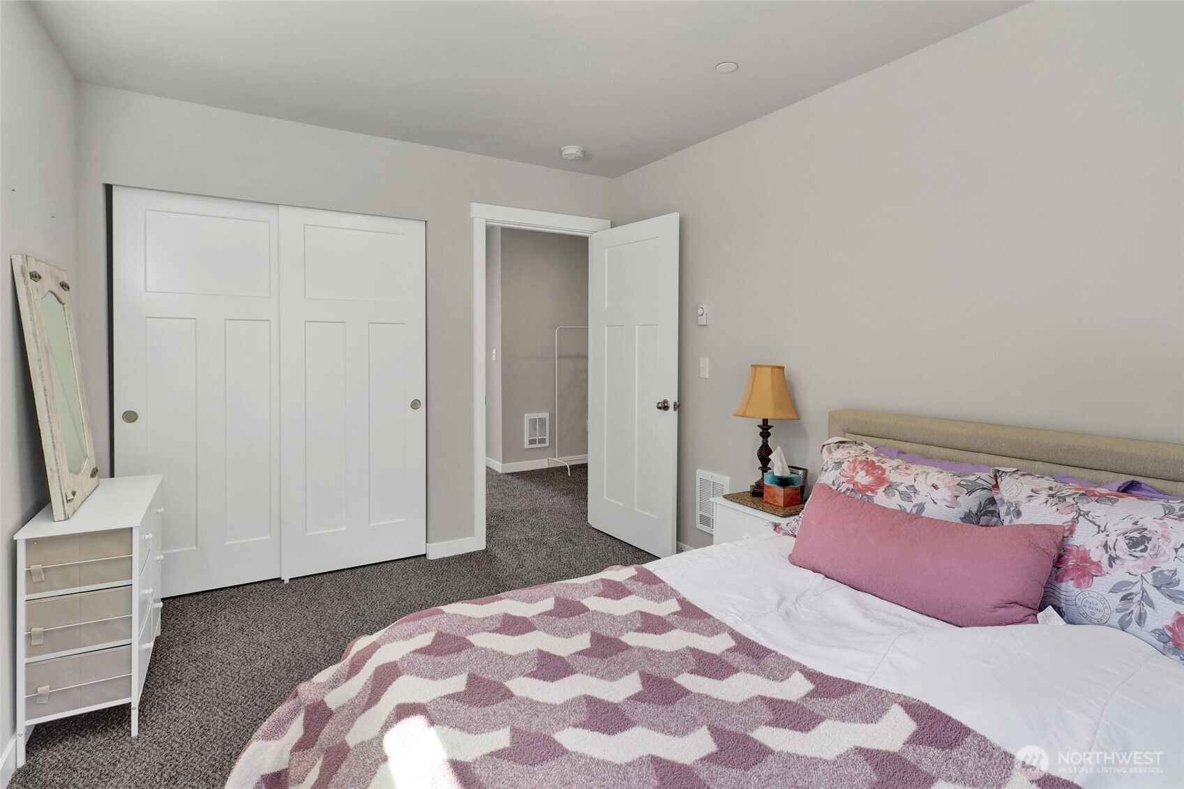 1306 Digby Place , Mount Vernon, WA 98274