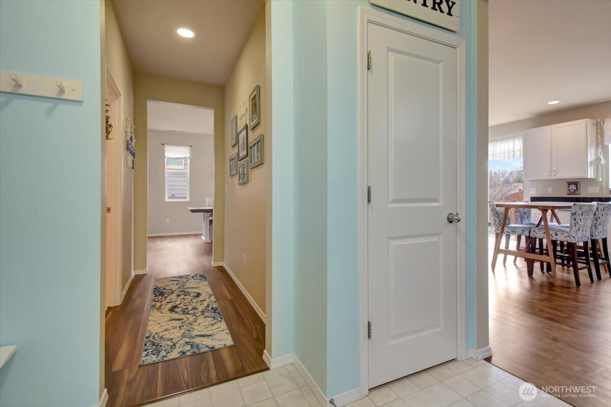 5488 Buckhorn Way , Mount Vernon, WA 98273