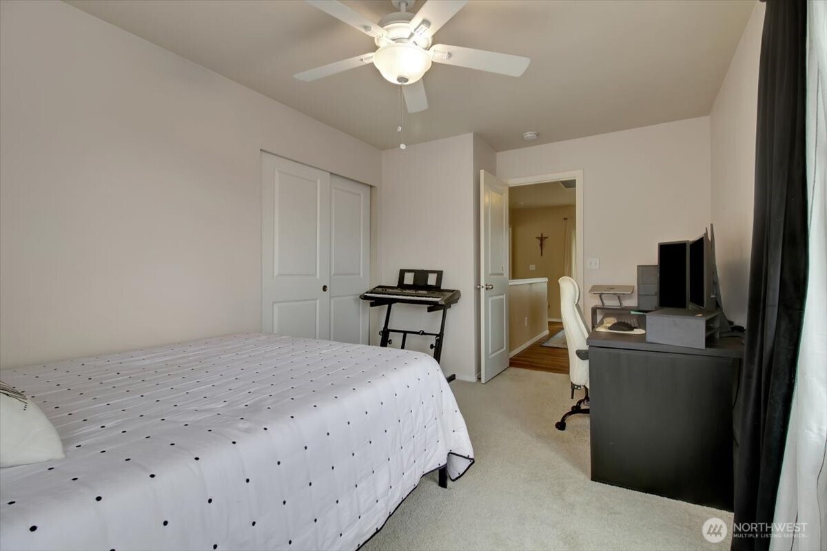 5488 Buckhorn Way , Mount Vernon, WA 98273