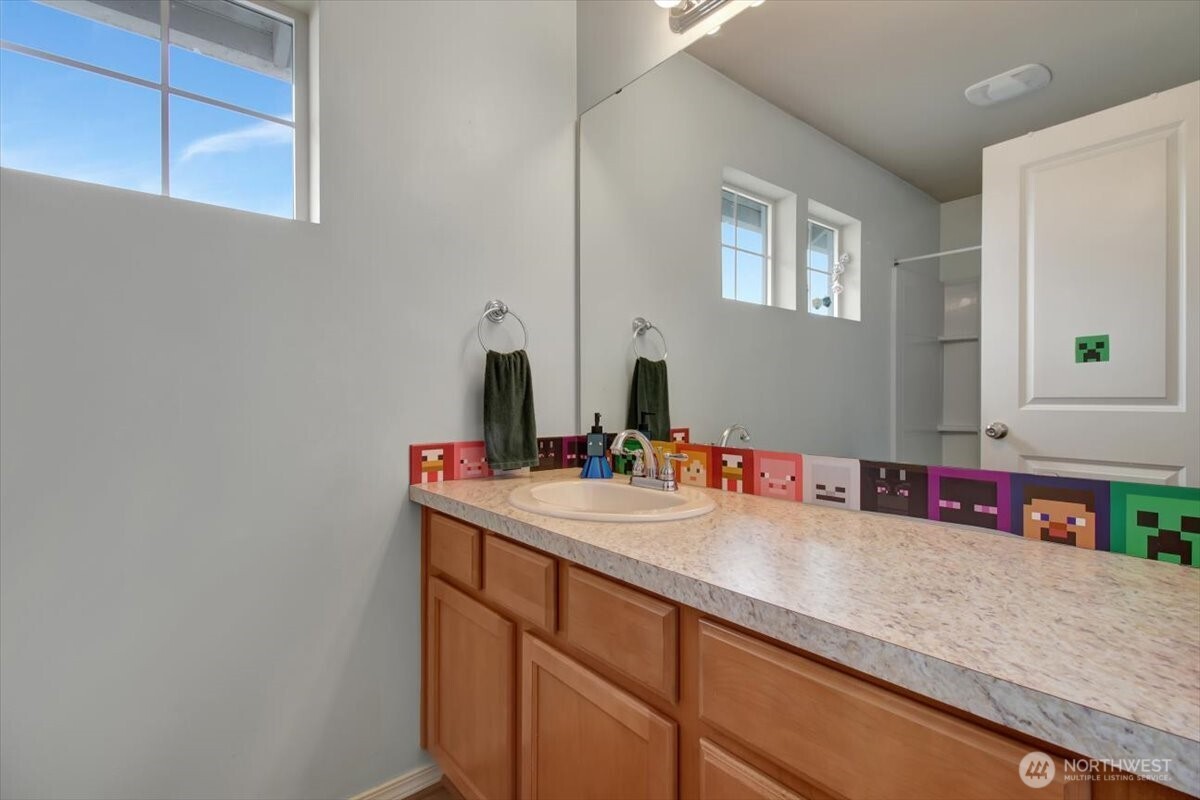 5488 Buckhorn Way , Mount Vernon, WA 98273