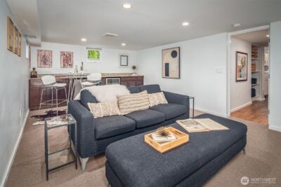 937 N 71st Street , Seattle, WA 98103 - Photo 32