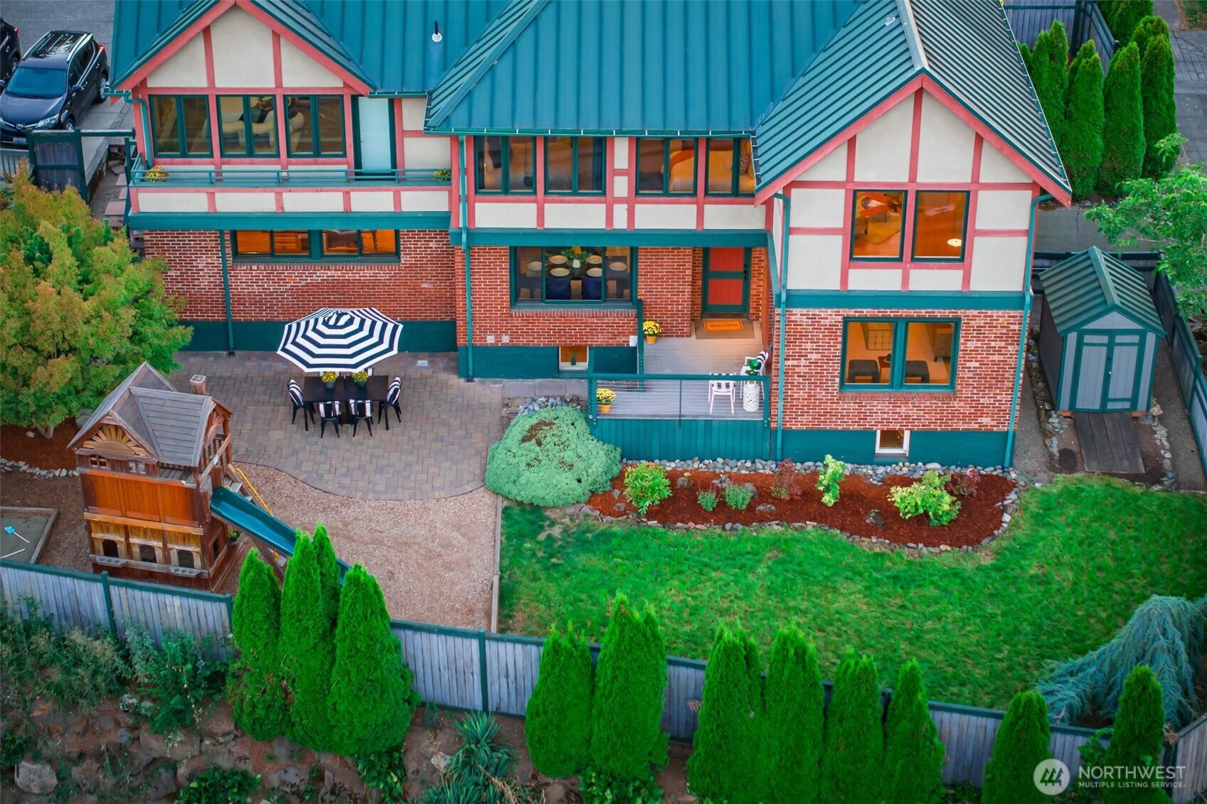 937 N 71st Street , Seattle, WA 98103