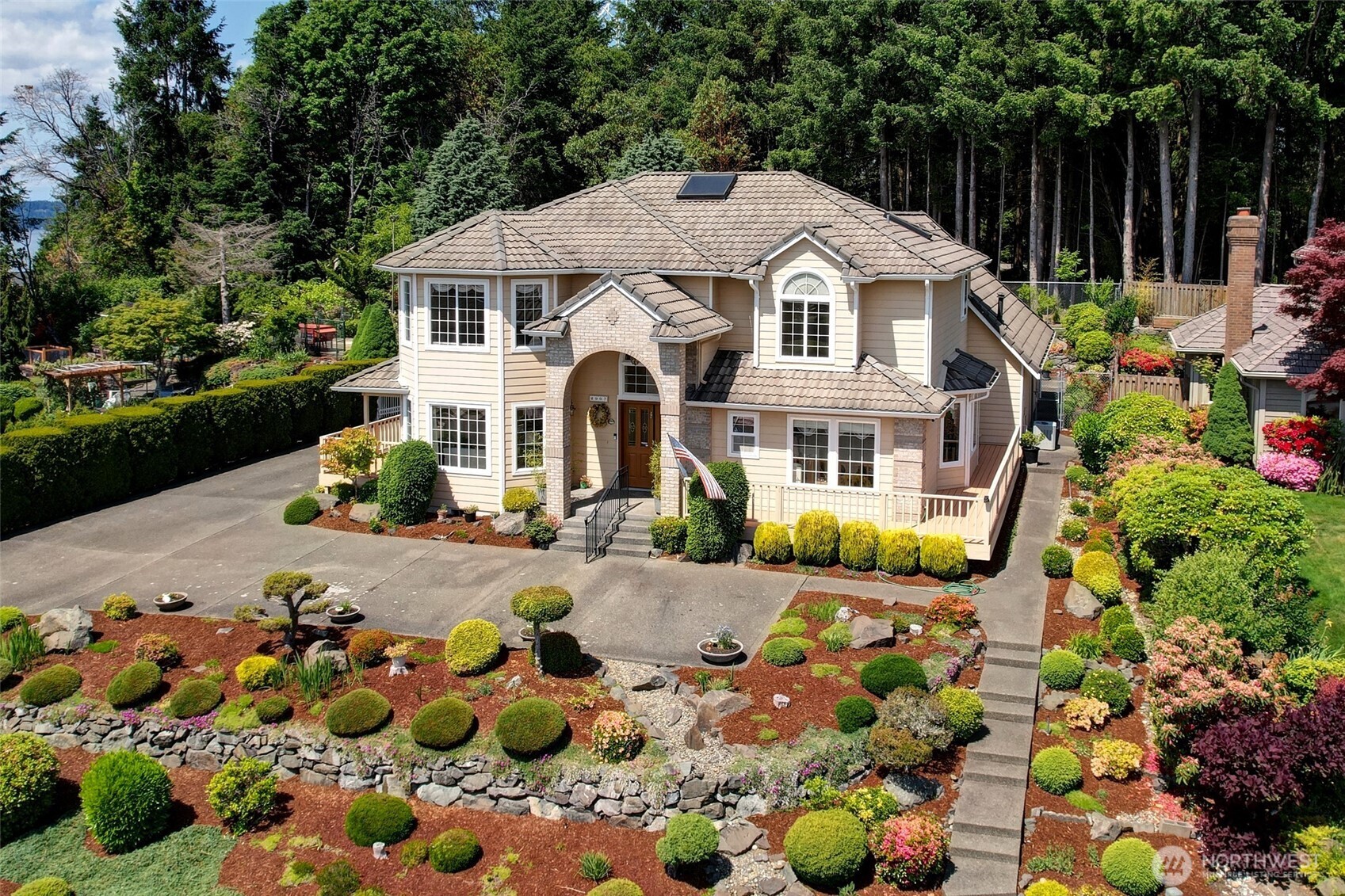 2907 Narrows Place , Tacoma, WA 98407