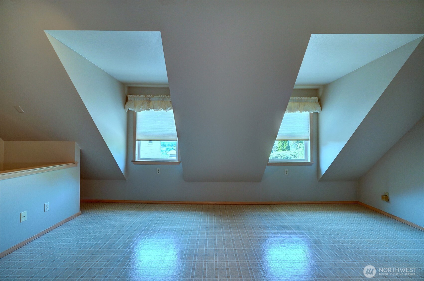 2907 Narrows Place , Tacoma, WA 98407