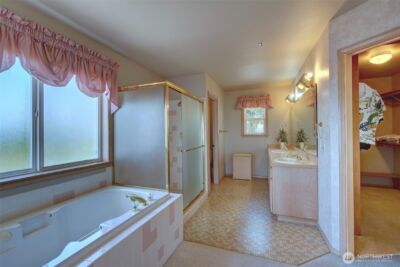 2907 Narrows Place , Tacoma, WA 98407 - Photo 27