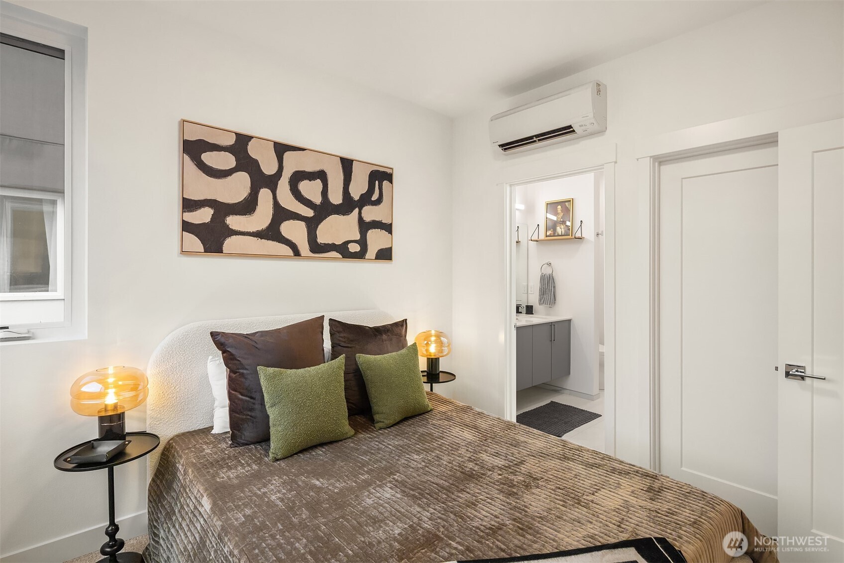 1827 14th Avenue #B, Seattle, WA 98122