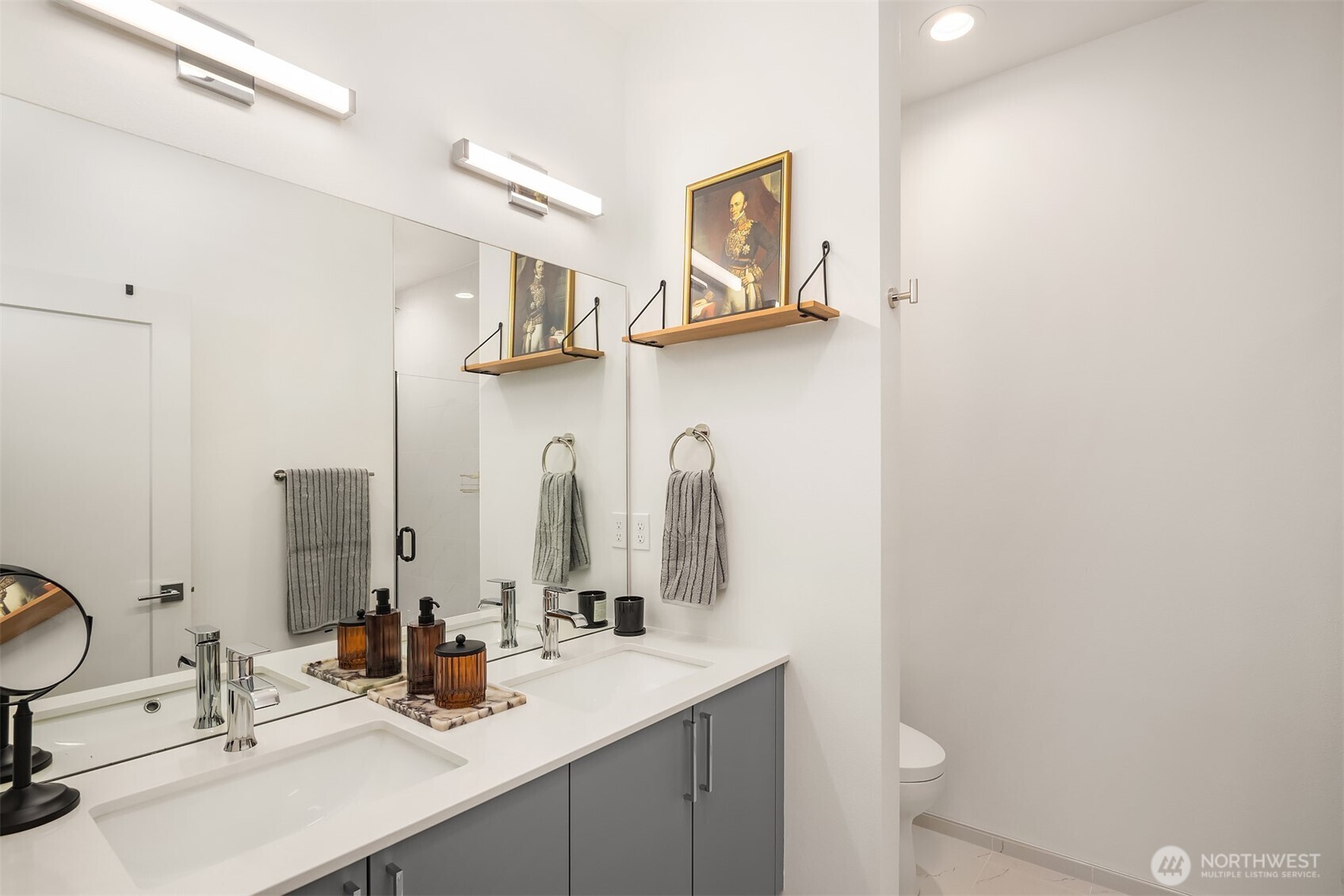 1827 14th Avenue #B, Seattle, WA 98122