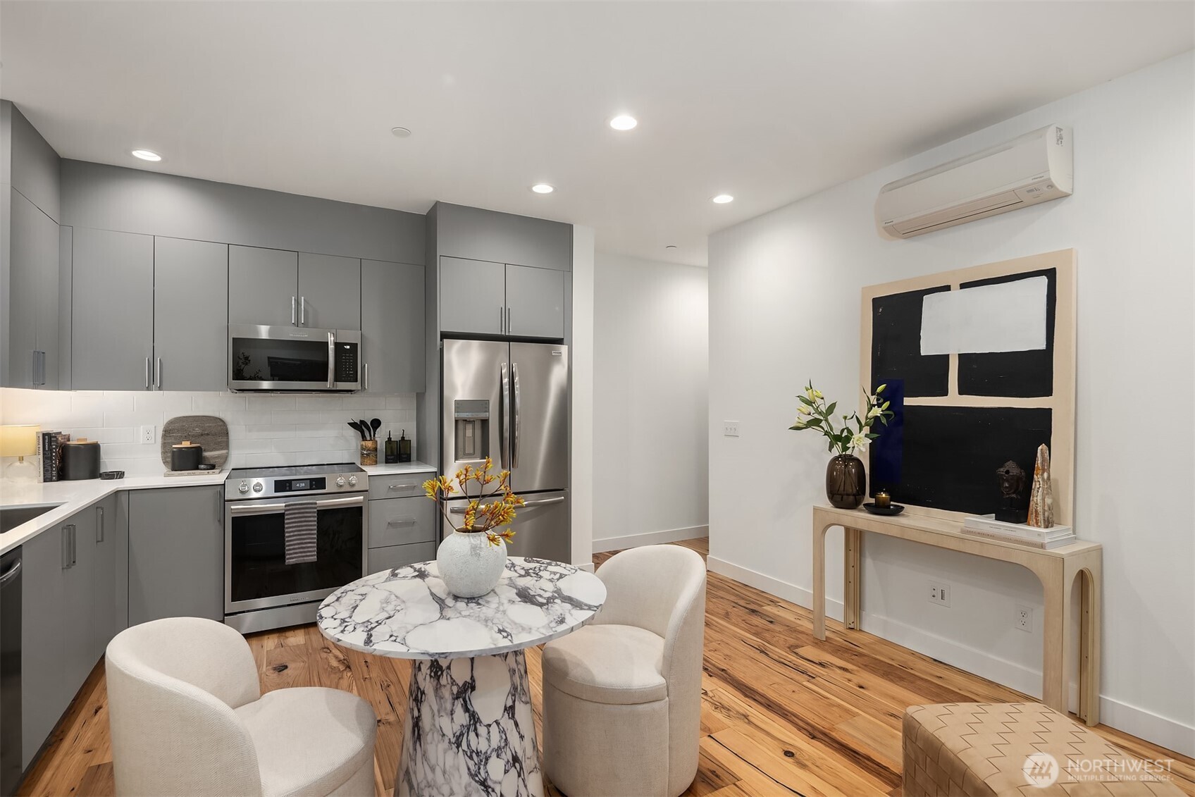 1827 14th Avenue #B, Seattle, WA 98122