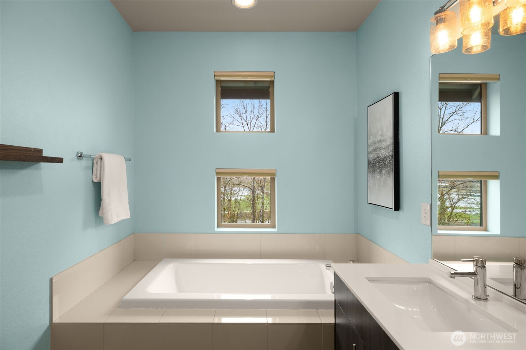 16329 Main View Lane NE, Duvall, WA 98019-8648