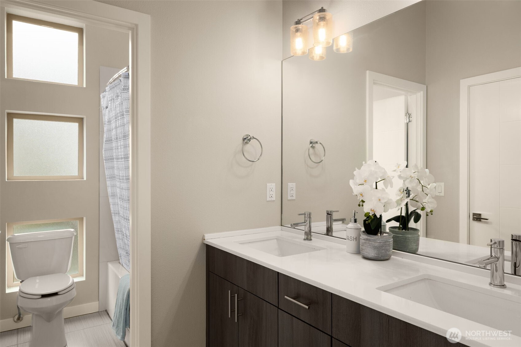 16329 Main View Lane NE, Duvall, WA 98019-8648