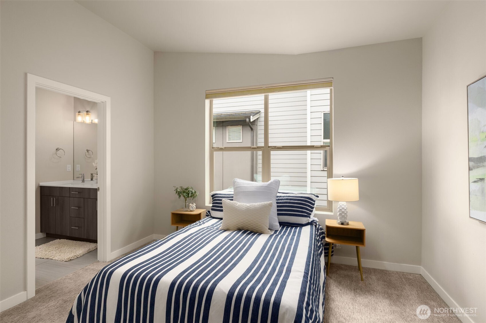 16329 Main View Lane NE, Duvall, WA 98019-8648