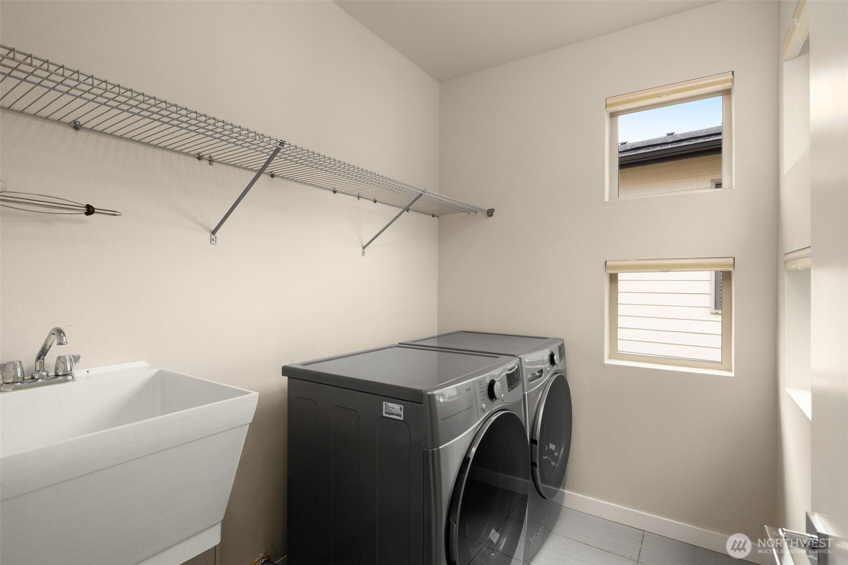 16329 Main View Lane NE, Duvall, WA 98019-8648