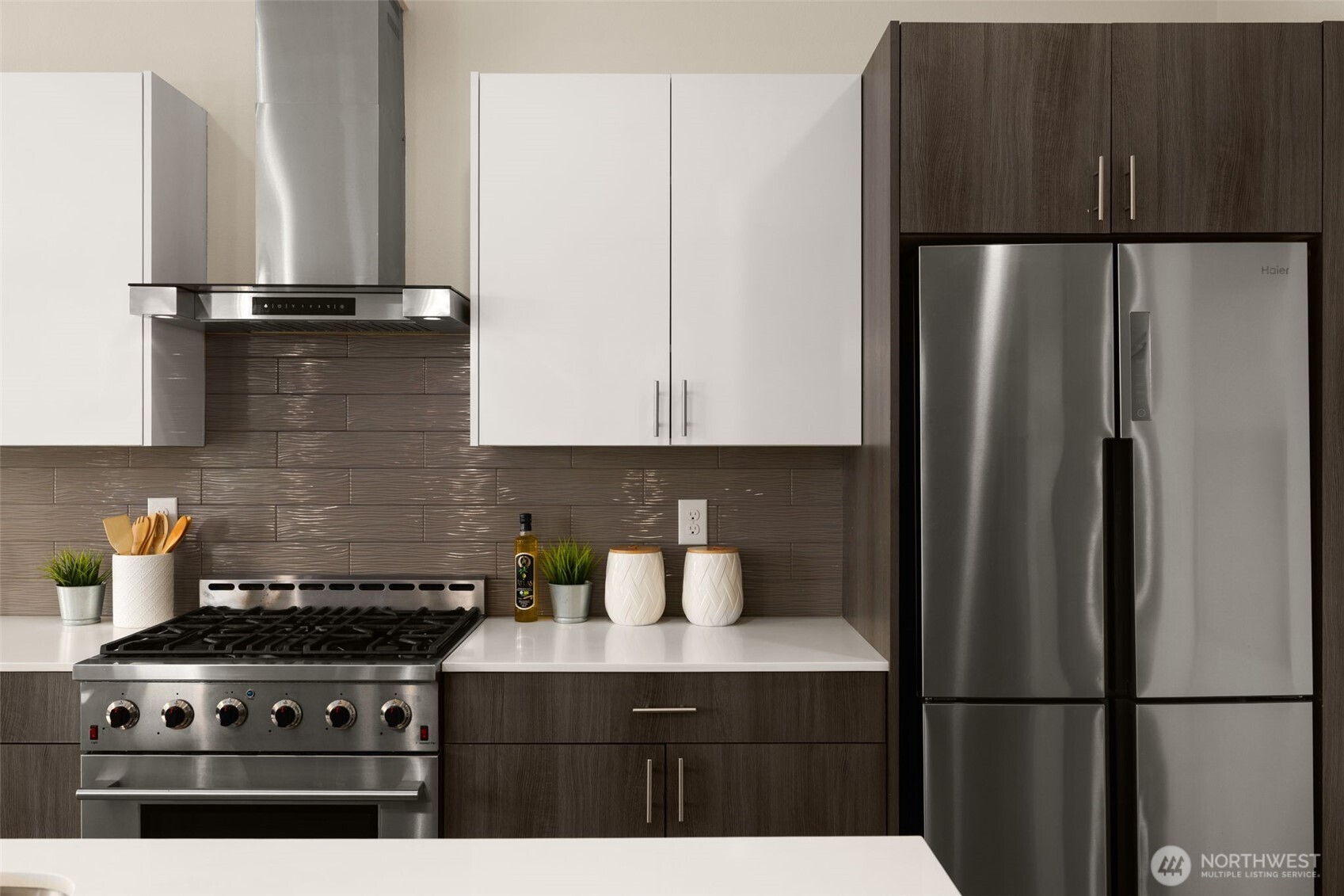 16329 Main View Lane NE, Duvall, WA 98019-8648