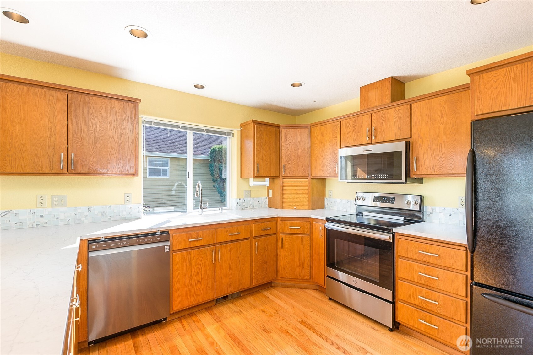 170 Hurricane Ridge Drive , Sequim, WA 98382