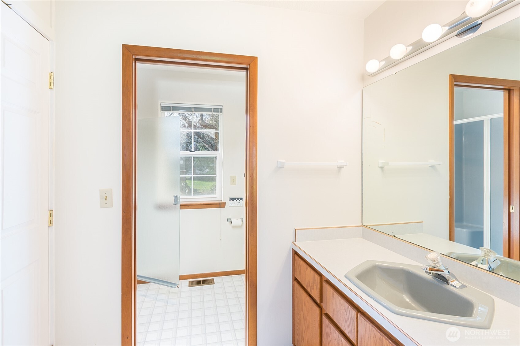 170 Hurricane Ridge Drive , Sequim, WA 98382