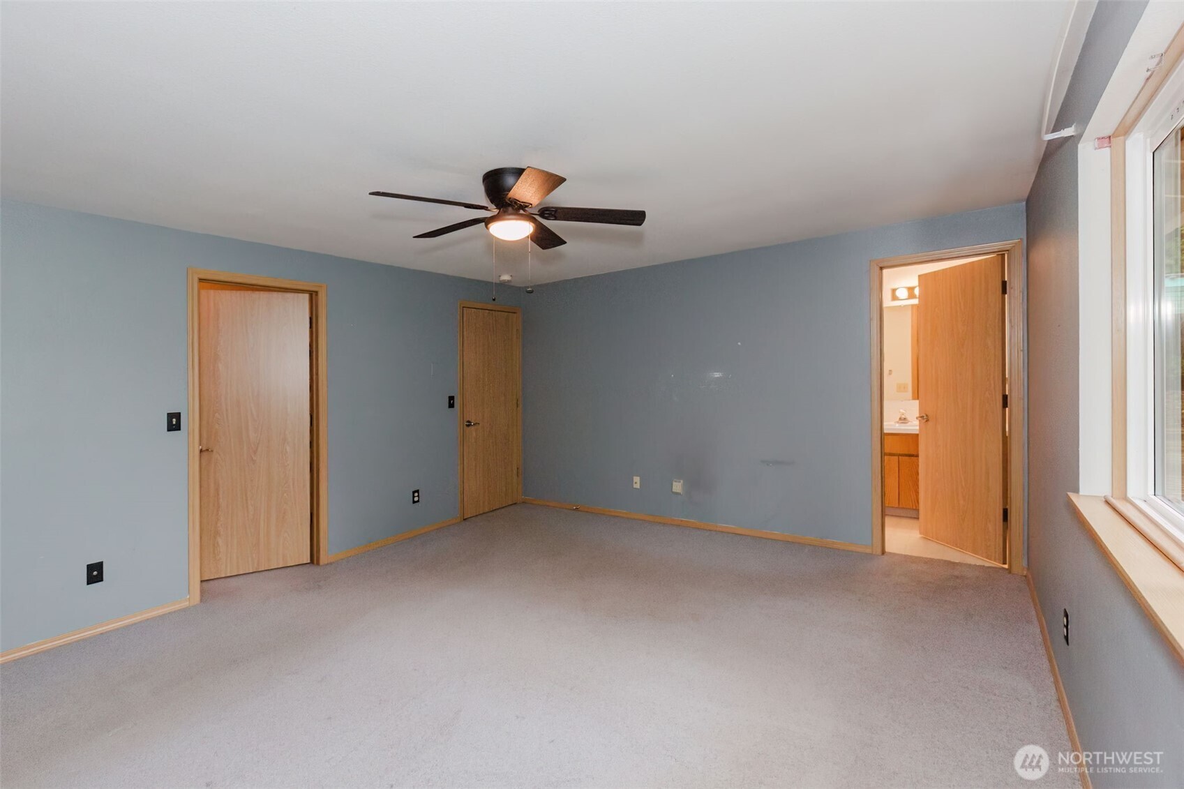 501 E Saint Andrews Drive , Shelton, WA 98584