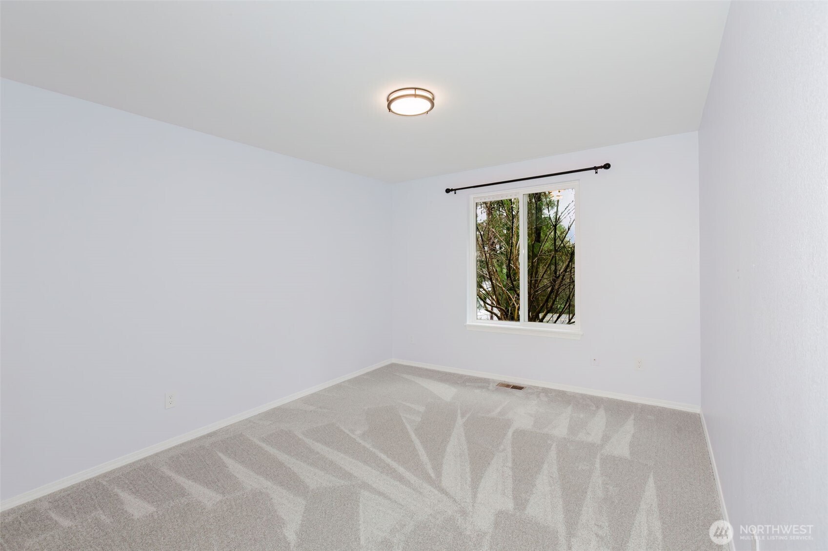 501 E Saint Andrews Drive , Shelton, WA 98584