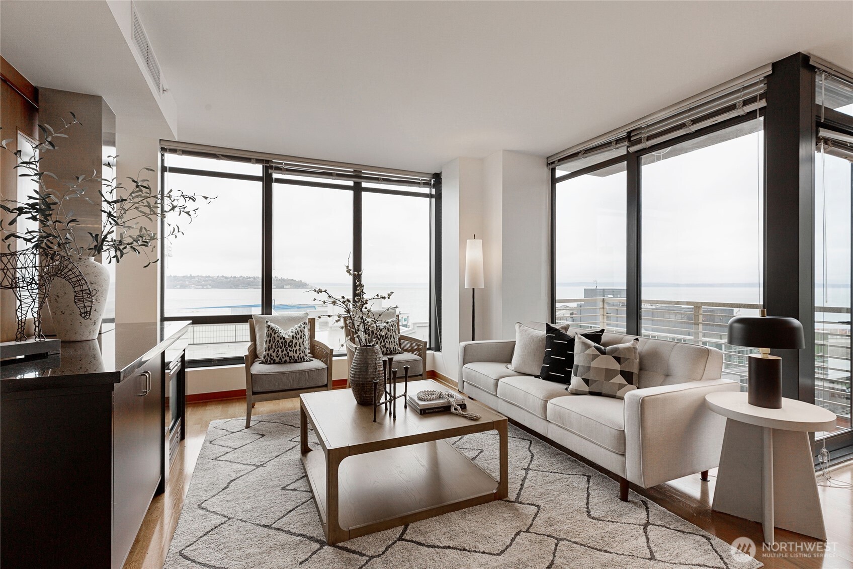 2716 Elliot Avenue #800, Seattle, WA 98121