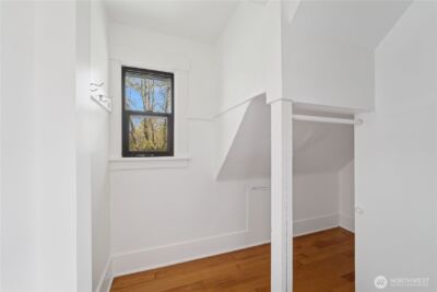 209 W Blaine Street , Seattle, WA 98119 - Photo 16