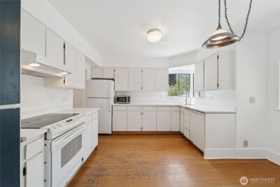 209 W Blaine Street , Seattle, WA 98119 - Photo 9