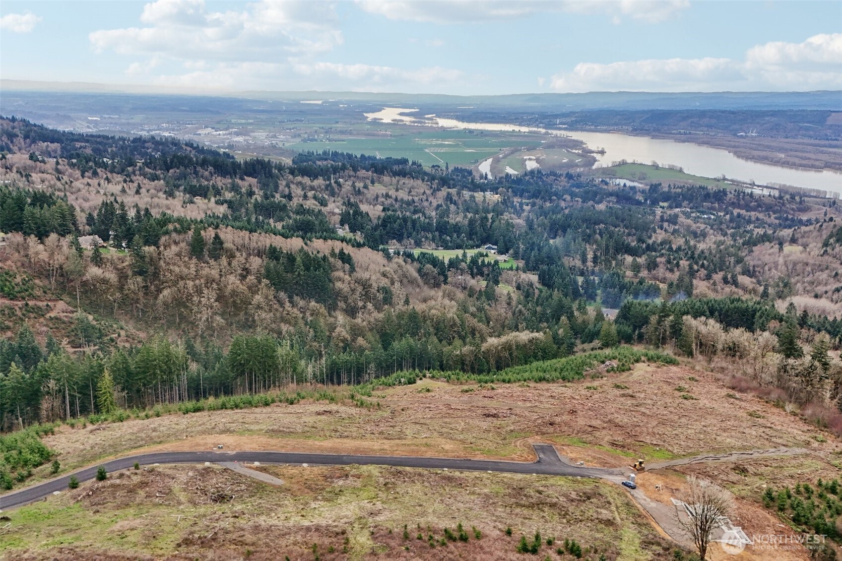 685 Anderson Drive , Kalama, WA 98625