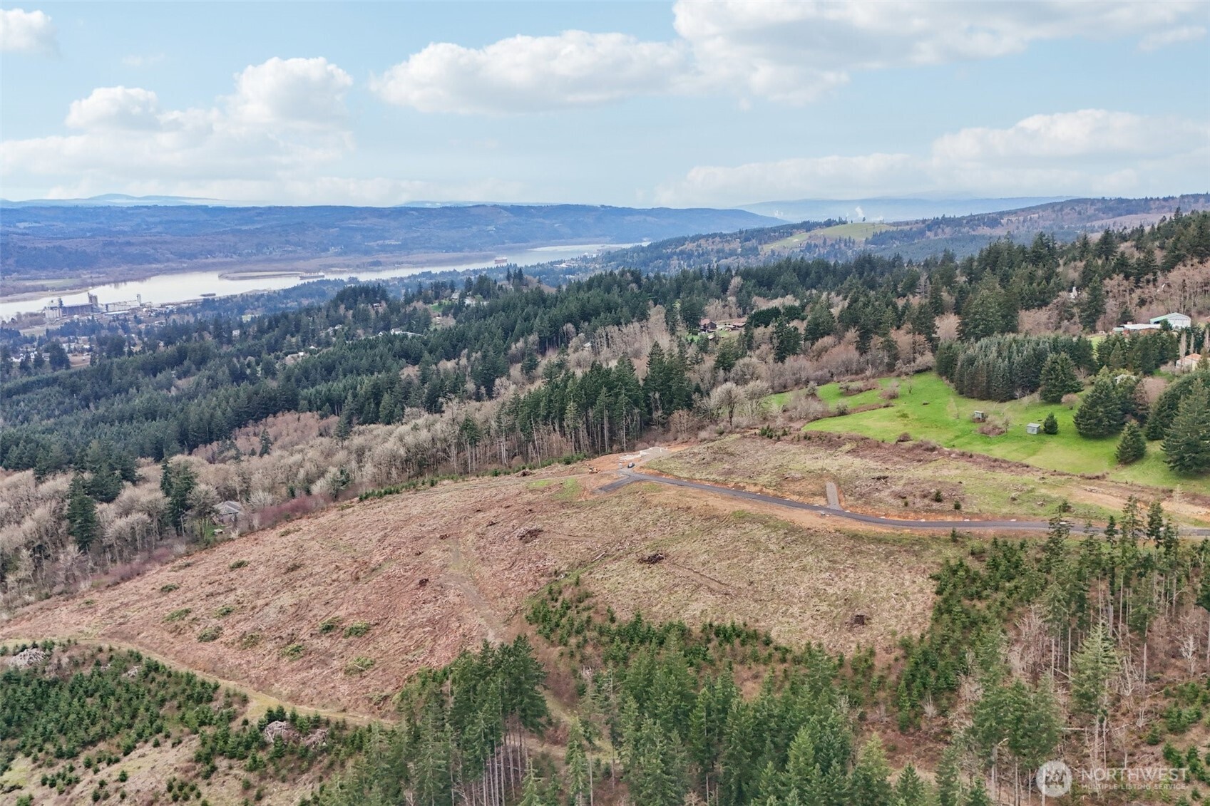 685 Anderson Drive , Kalama, WA 98625