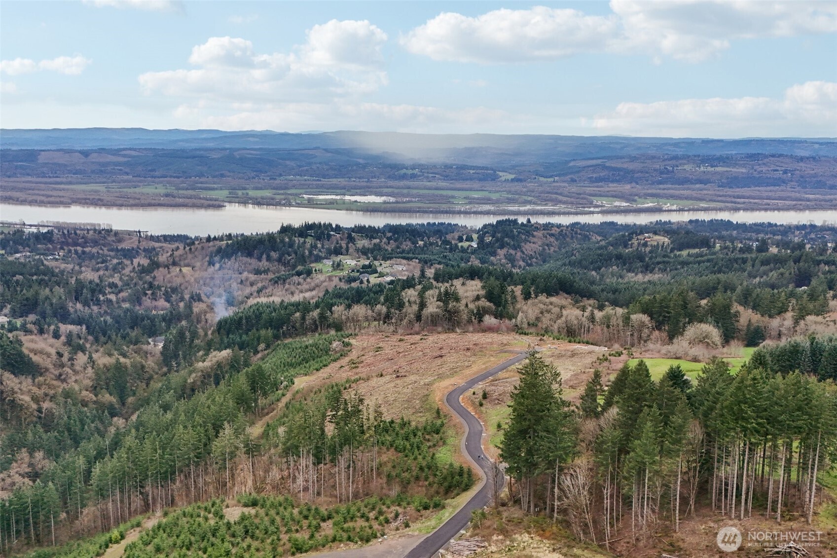 685 Anderson Drive , Kalama, WA 98625