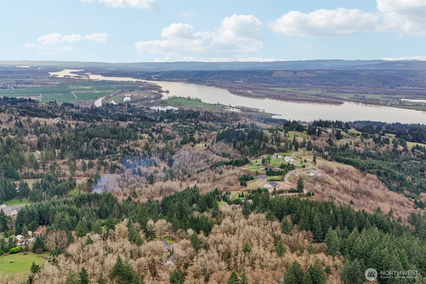 685 Anderson Drive , Kalama, WA 98625