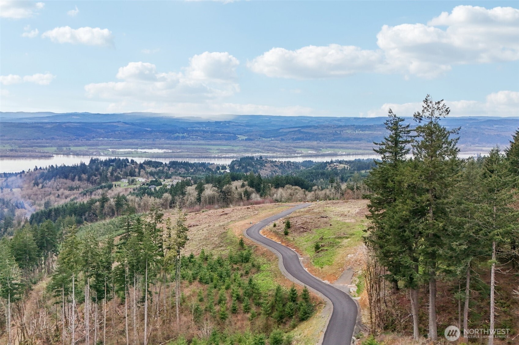 685 Anderson Drive , Kalama, WA 98625