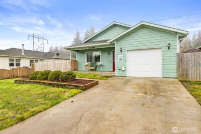 1928 Village Circle , Port Angeles, WA 98362 - Photo 2