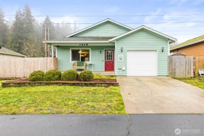 1928 Village Circle , Port Angeles, WA 98362 - Photo 3
