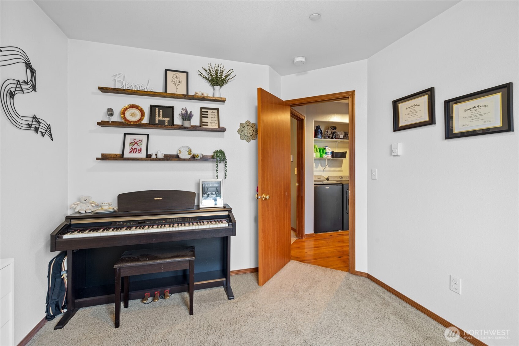 1928 Village Circle , Port Angeles, WA 98362