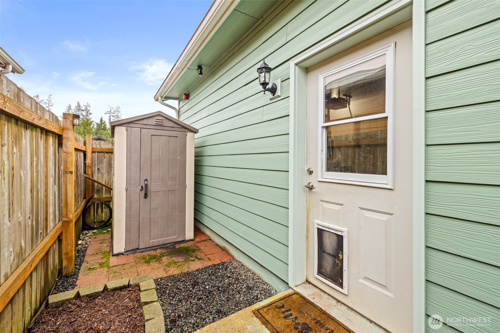 1928 Village Circle , Port Angeles, WA 98362