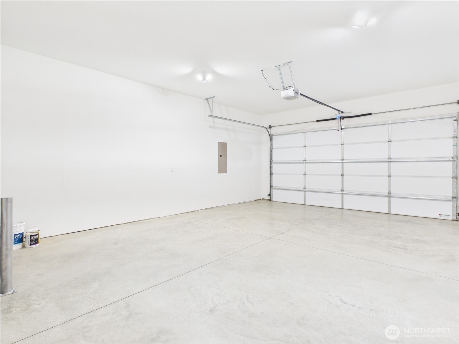 925 N Macaw Avenue , East Wenatchee, WA 98802