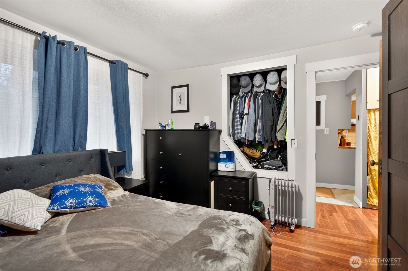 8620 35th Avenue SW, Seattle, WA 98126