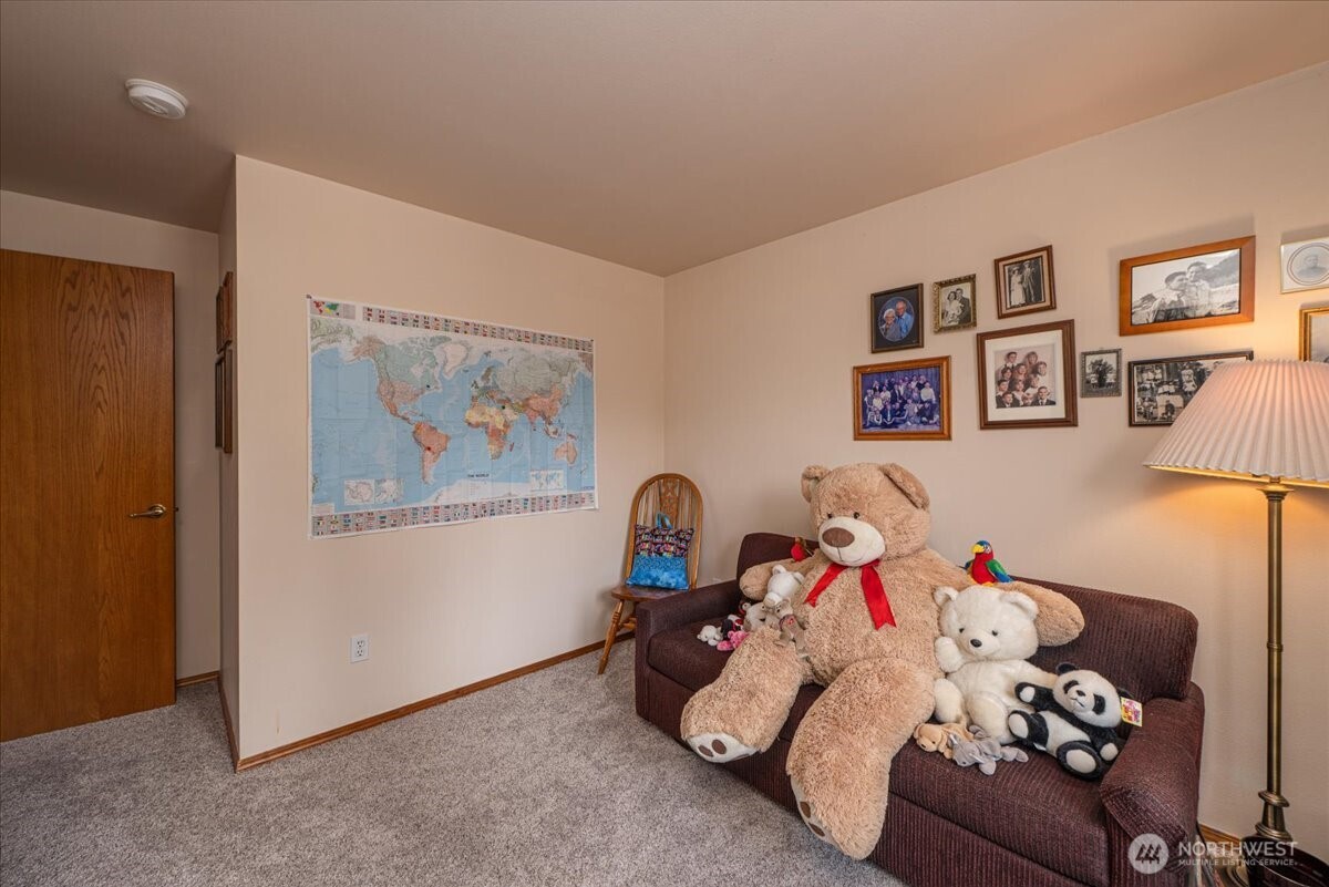 1890 Edgewood Drive , Camano Island, WA 98282