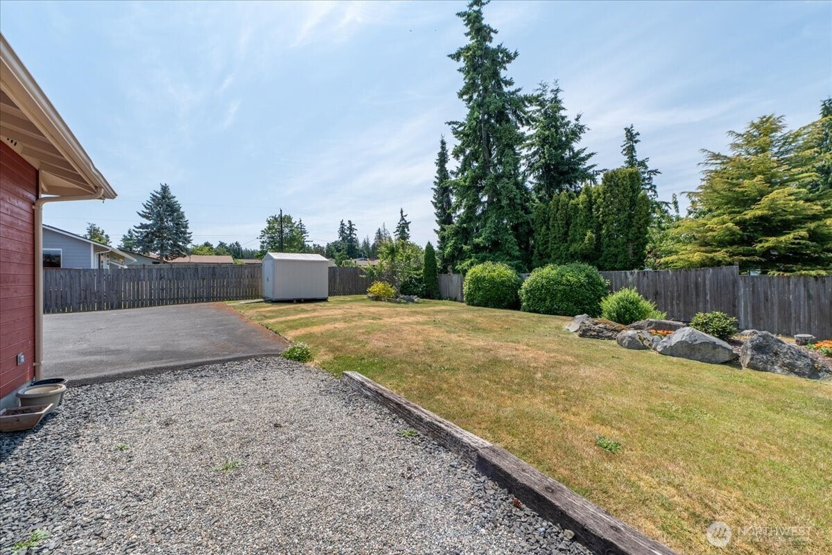1890 Edgewood Drive , Camano Island, WA 98282