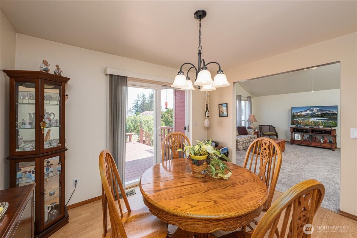 1890 Edgewood Drive , Camano Island, WA 98282