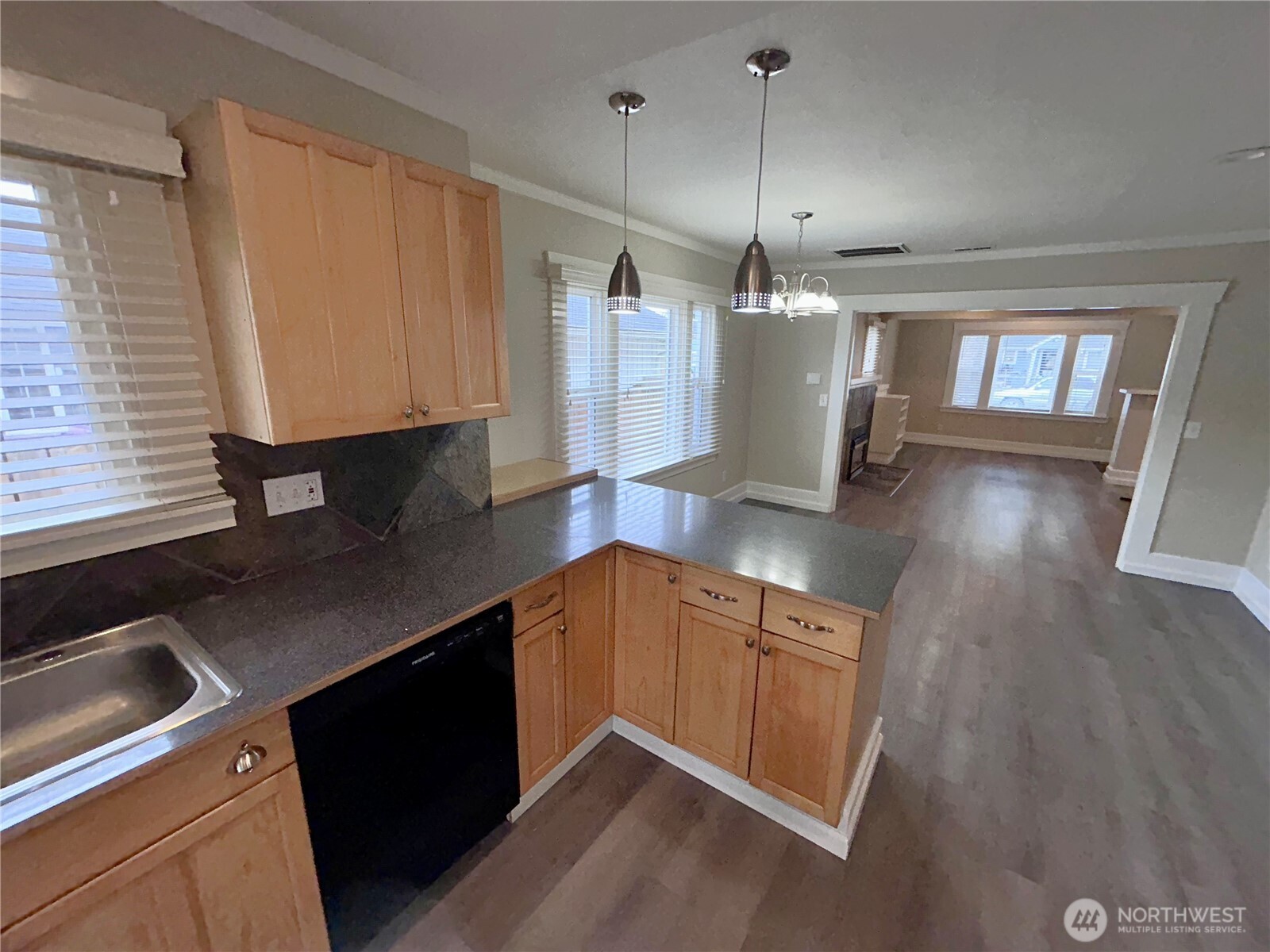 230 S 79th Street , Tacoma, WA 98408-5907