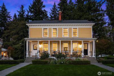 4422 Montana Circle W, Seattle, WA 98199 - Photo 2