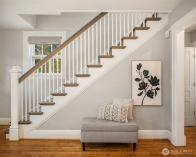 4422 Montana Circle W, Seattle, WA 98199 - Photo 6