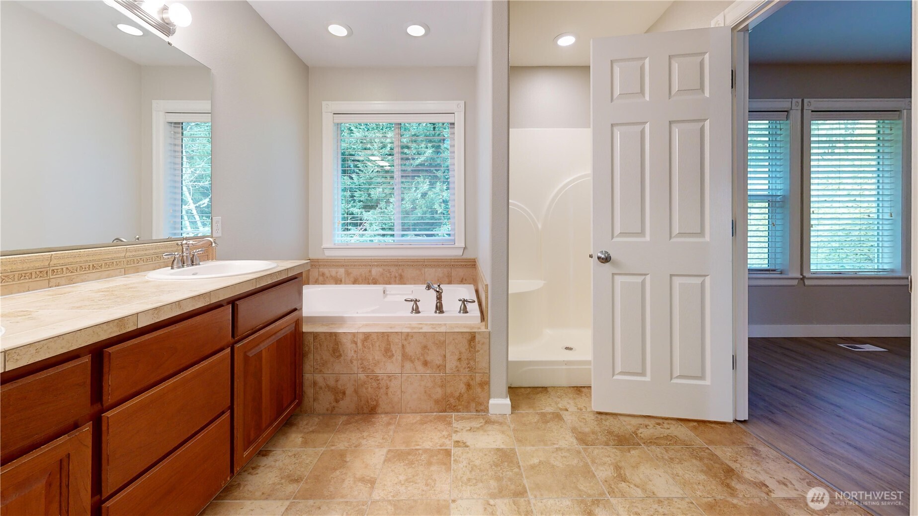 5805 Ashbourne Lane SE, Olympia, WA 98501