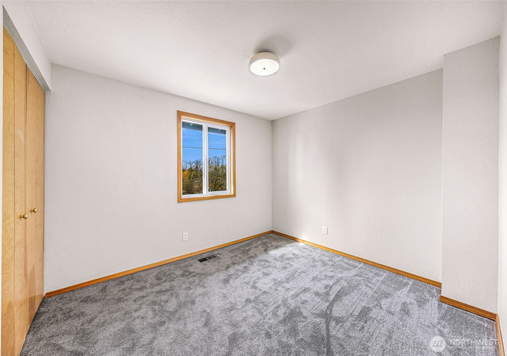 2832 St Clair , Bellingham, WA 98226-6110